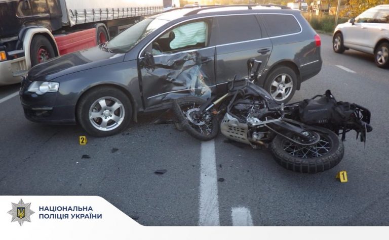 Аварія у Калуші: 39-річний мотоцикліст потрапив до лікарні (ФОТО) 8 549707292 797452676262297 3863223318100448322 n