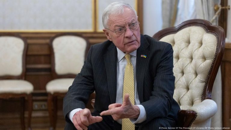 "Трамп дозволив Україні завдавати далекобійних ударів рф", - Кіт Келлог 6 71678510 6