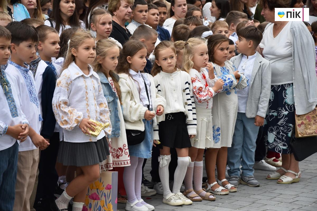 День знань-2025: у Франківських ліцеях пролунав перший дзвоник (ФОТО) 2 DSC 0578