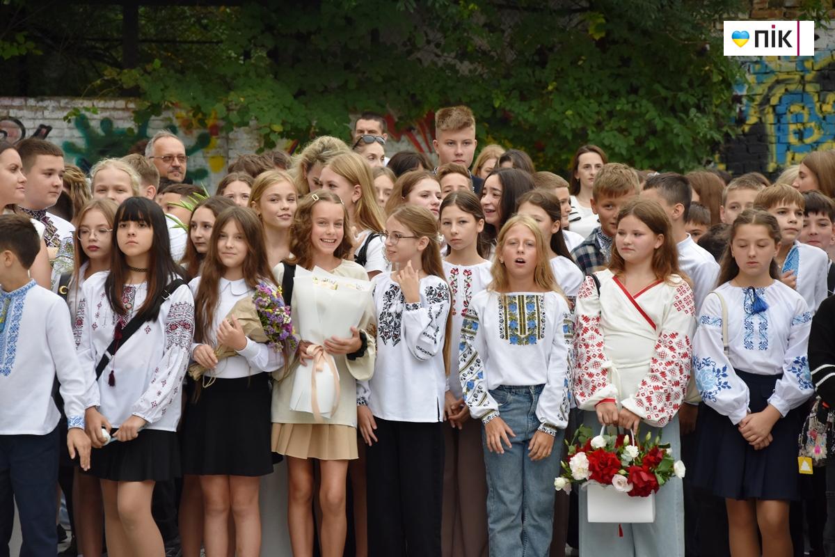 День знань-2025: у Франківських ліцеях пролунав перший дзвоник (ФОТО) 6 DSC 0588