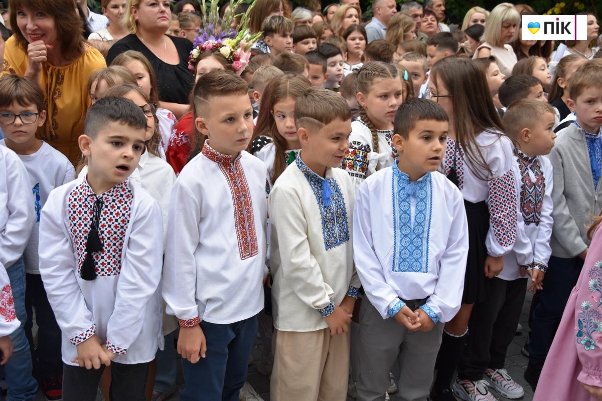 День знань-2025: у Франківських ліцеях пролунав перший дзвоник (ФОТО) 9 DSC 0601