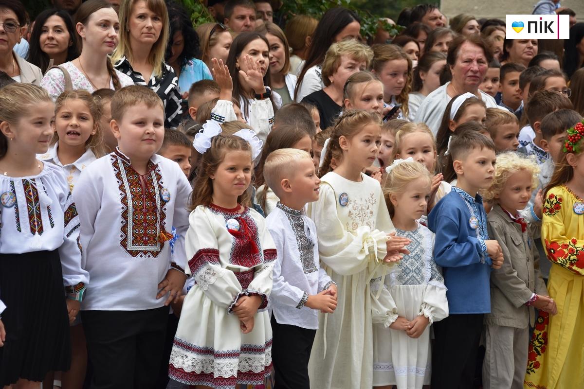 День знань-2025: у Франківських ліцеях пролунав перший дзвоник (ФОТО) 21 DSC 0661