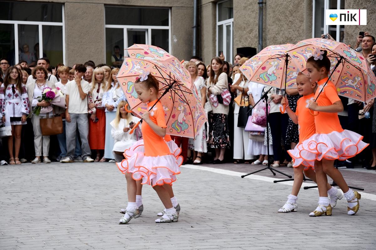 День знань-2025: у Франківських ліцеях пролунав перший дзвоник (ФОТО) 41 DSC 0790