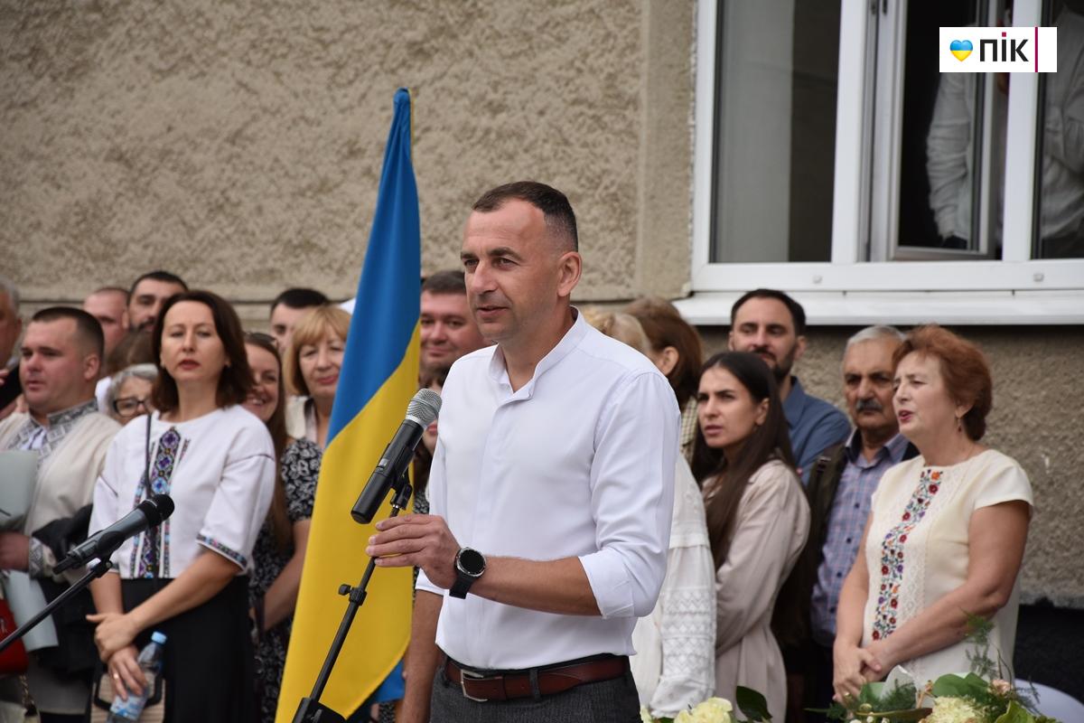 День знань-2025: у Франківських ліцеях пролунав перший дзвоник (ФОТО) 43 DSC 0832