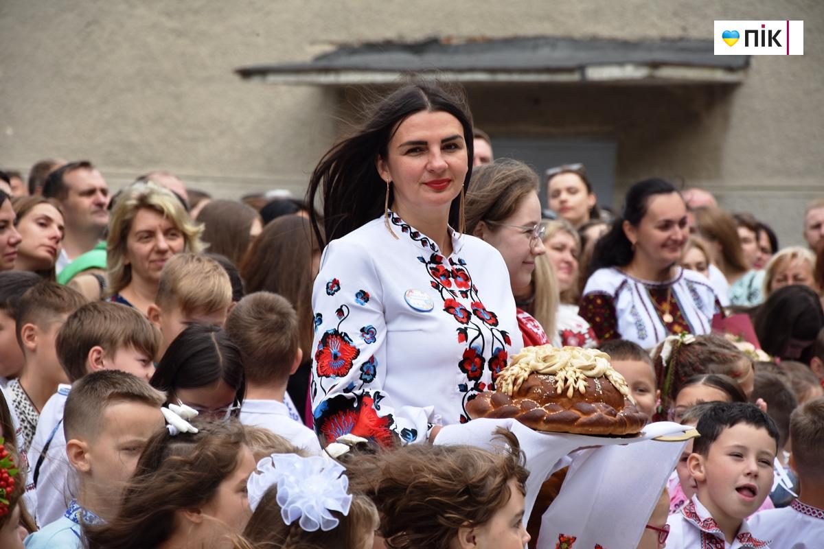 День знань-2025: у Франківських ліцеях пролунав перший дзвоник (ФОТО) 48 DSC 0887