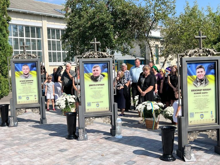 У Городенківській громаді відкрили Алеї Героїв, присвячені полеглим захисникам(ФОТО) 10 FB IMG 1757264055266