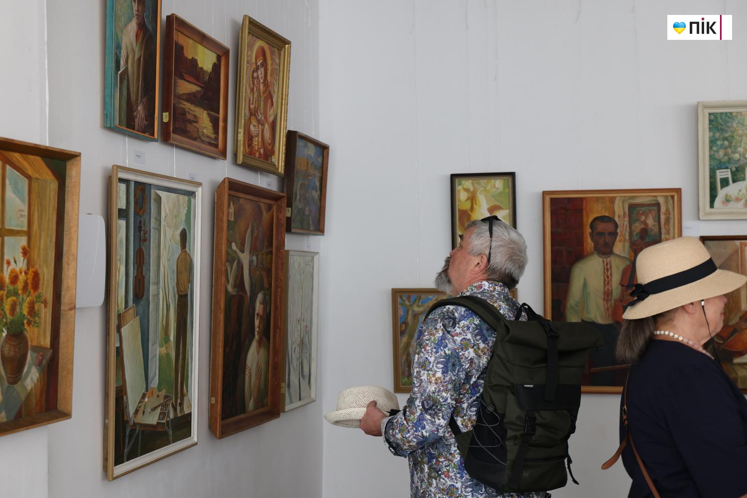 Люди Прикарпаття: на виставці Олега Заставного «Світло без тіні» (ФОТО) 5 G71A4141 resize