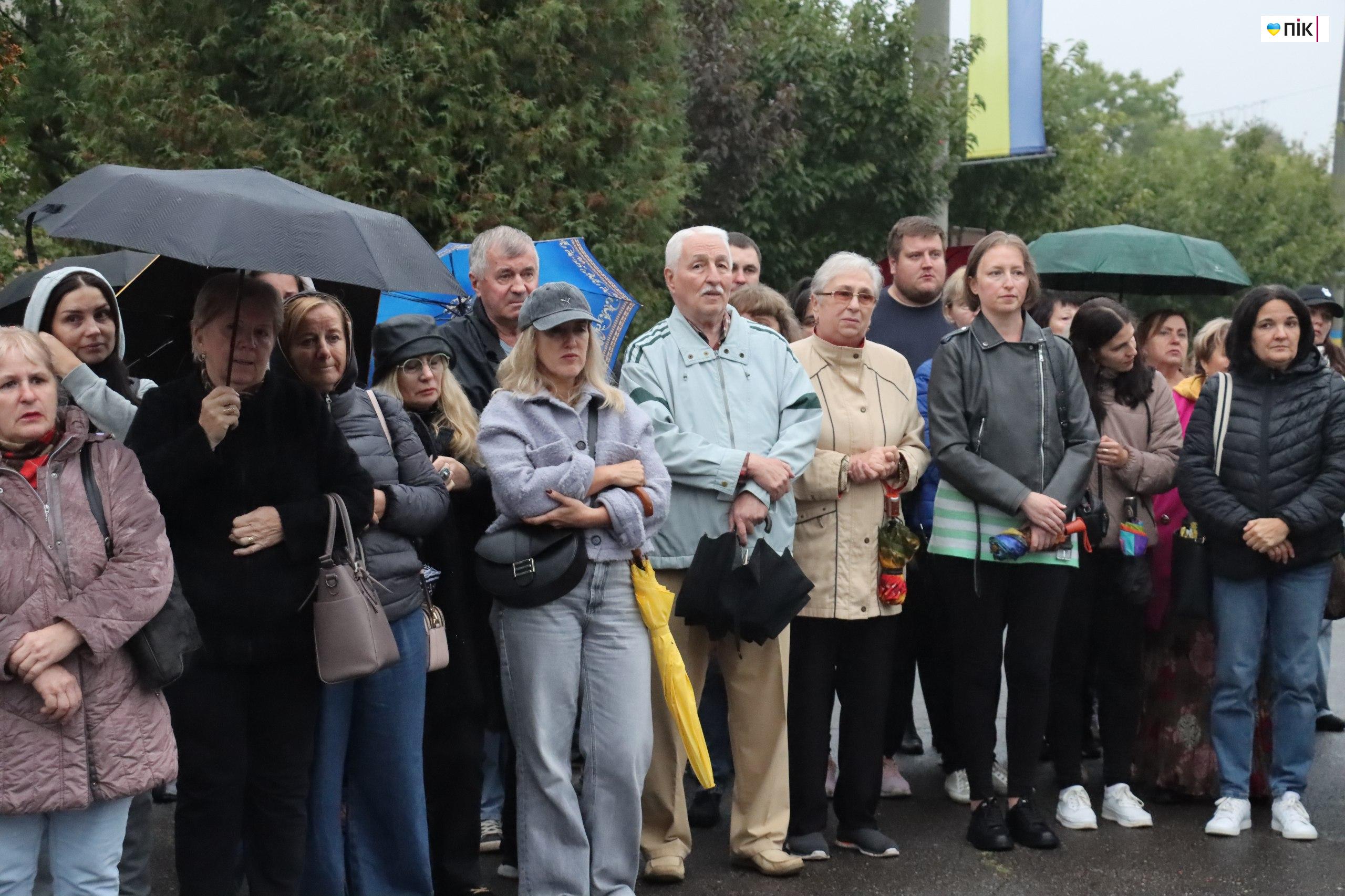 У Калуші зустріли Ярослава Гелема, який повернувся з полону (ФОТО, ВІДЕО) 4 IMG 20250924 202826 651