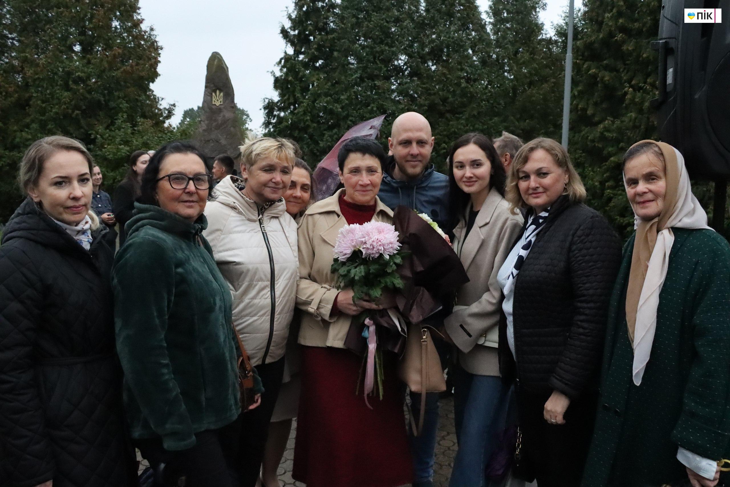 У Калуші зустріли Ярослава Гелема, який повернувся з полону (ФОТО, ВІДЕО) 8 IMG 20250924 204117 485