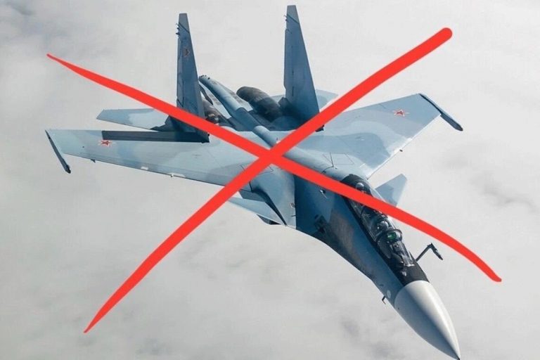 У Криму росіяни збили власний винищувач Су-30СМ 1 У Криму росіяни збили власний винищувач Су-30СМ