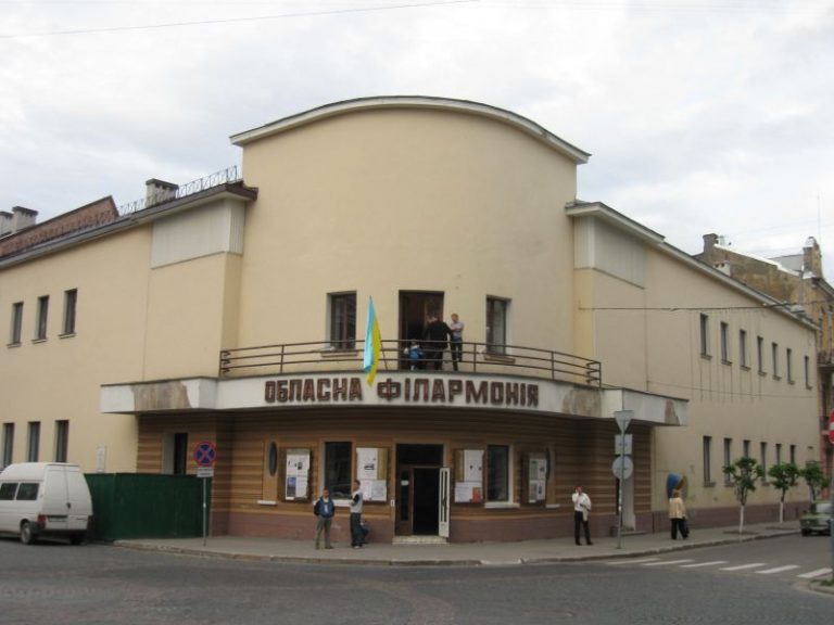 32857 800x600 Ivano Frankivsyka oblasna filarmonija