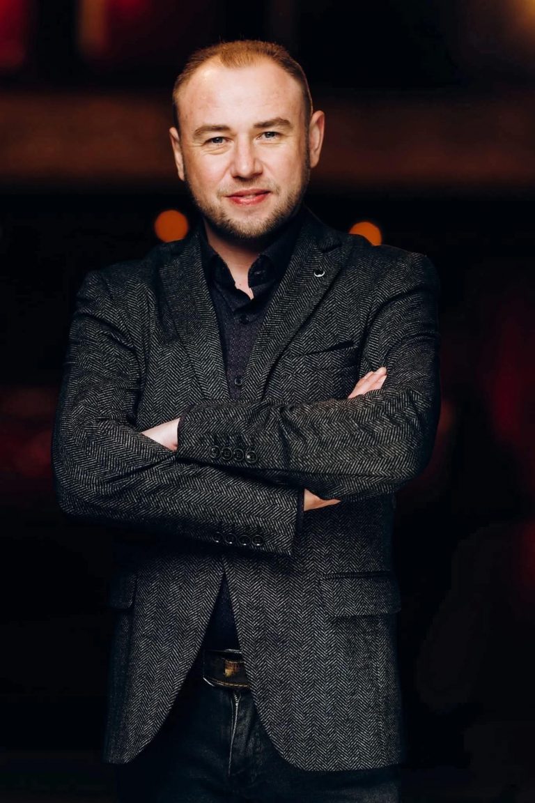 Відійшов у вічність диригент з Франківщини Володимир Шнайдер (ФОТО) 6 556467754 122143069790701970 598496328384938345 n