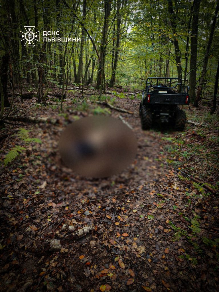 На Львівщині гірські рятувальники виявили тіло людини (ФОТО) 6 558434531 1125430819682451 6881666051727283947 n