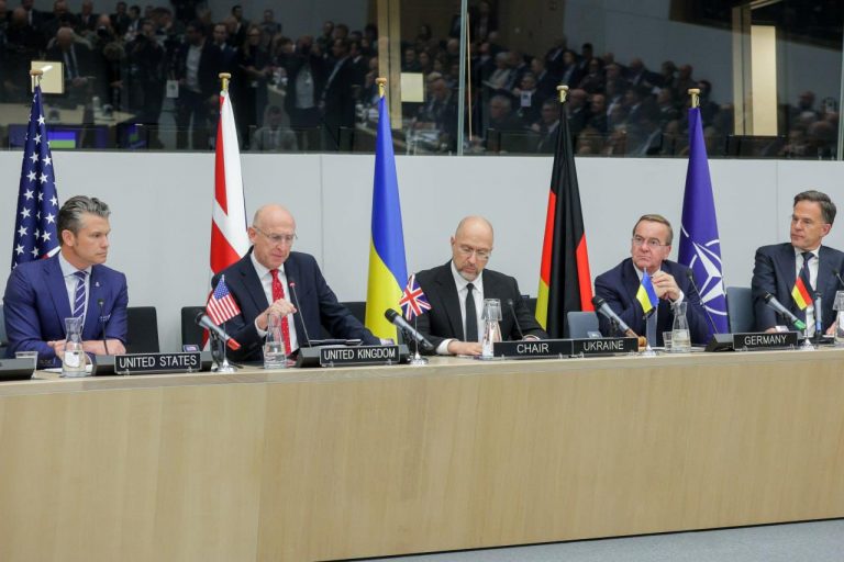 Шмигаль назвав три головні пріоритети для підтримки України на «Рамштайні»