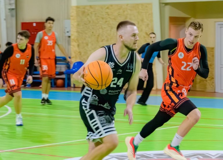 В Івано-Франківську стартував новий чемпіонат з баскетболу "West Basketball League" (ФОТО) 2 570179652 828860836753607 6561890801781176243 n