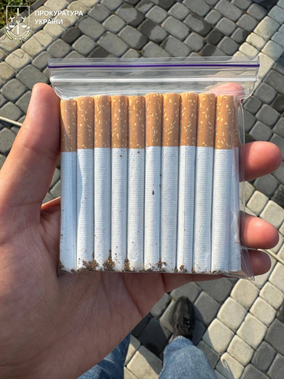 На Коломийщині вилучили незаконно виготовленого тютюну на три мільйони гривень (ФОТО) 1 571578619 857607943279821 1170053565562402250 n