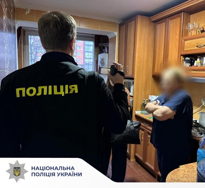 На Прикарпатті викрили медикиню, яка вимагала хабар (ФОТО) 2 574566669 832734816067416 2322358579435603440 n