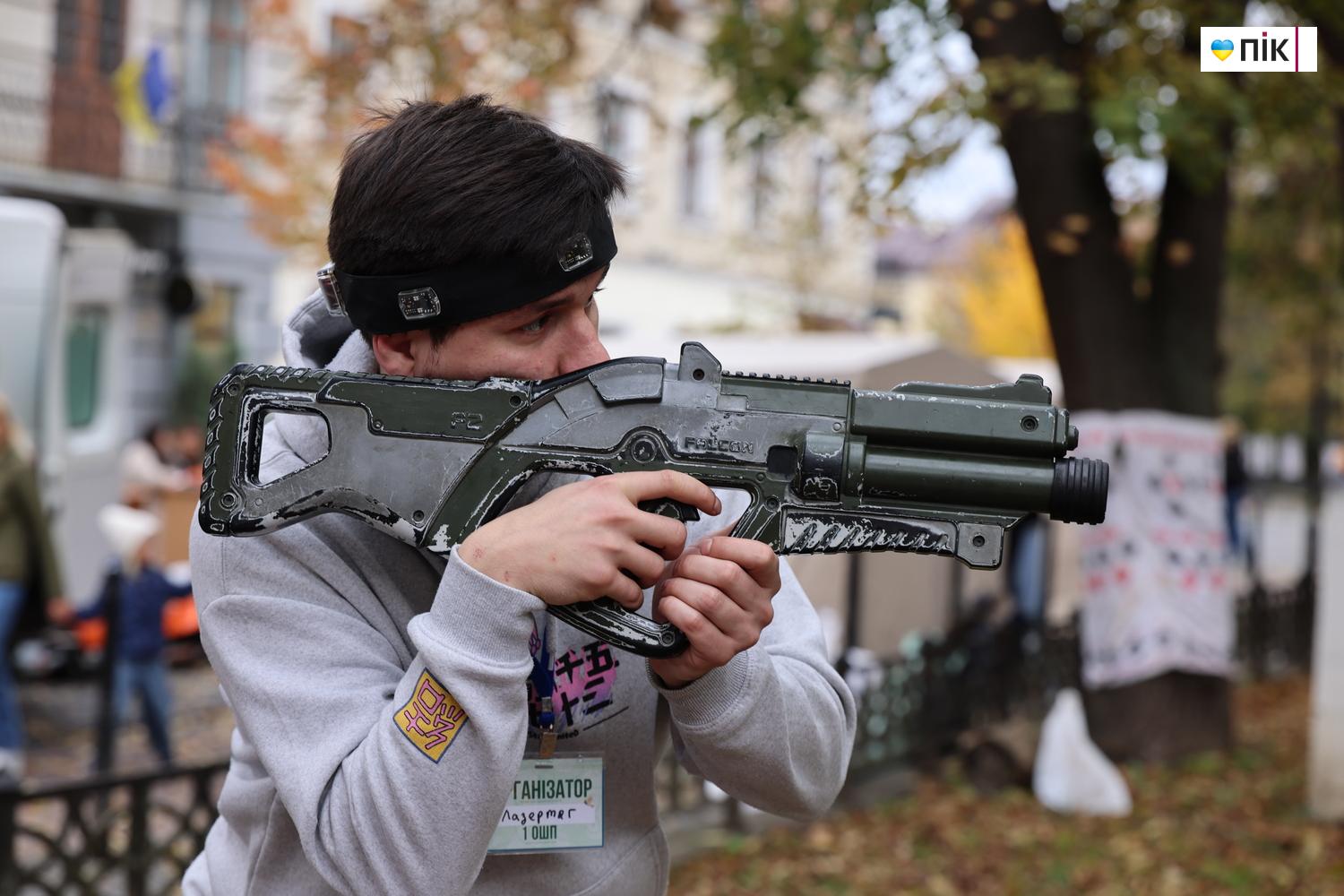 У Франківську відбувся благодійний фестиваль на підтримку 1 ОШП ім. Коцюбайла (ФОТО) 28 G71A0315 resize