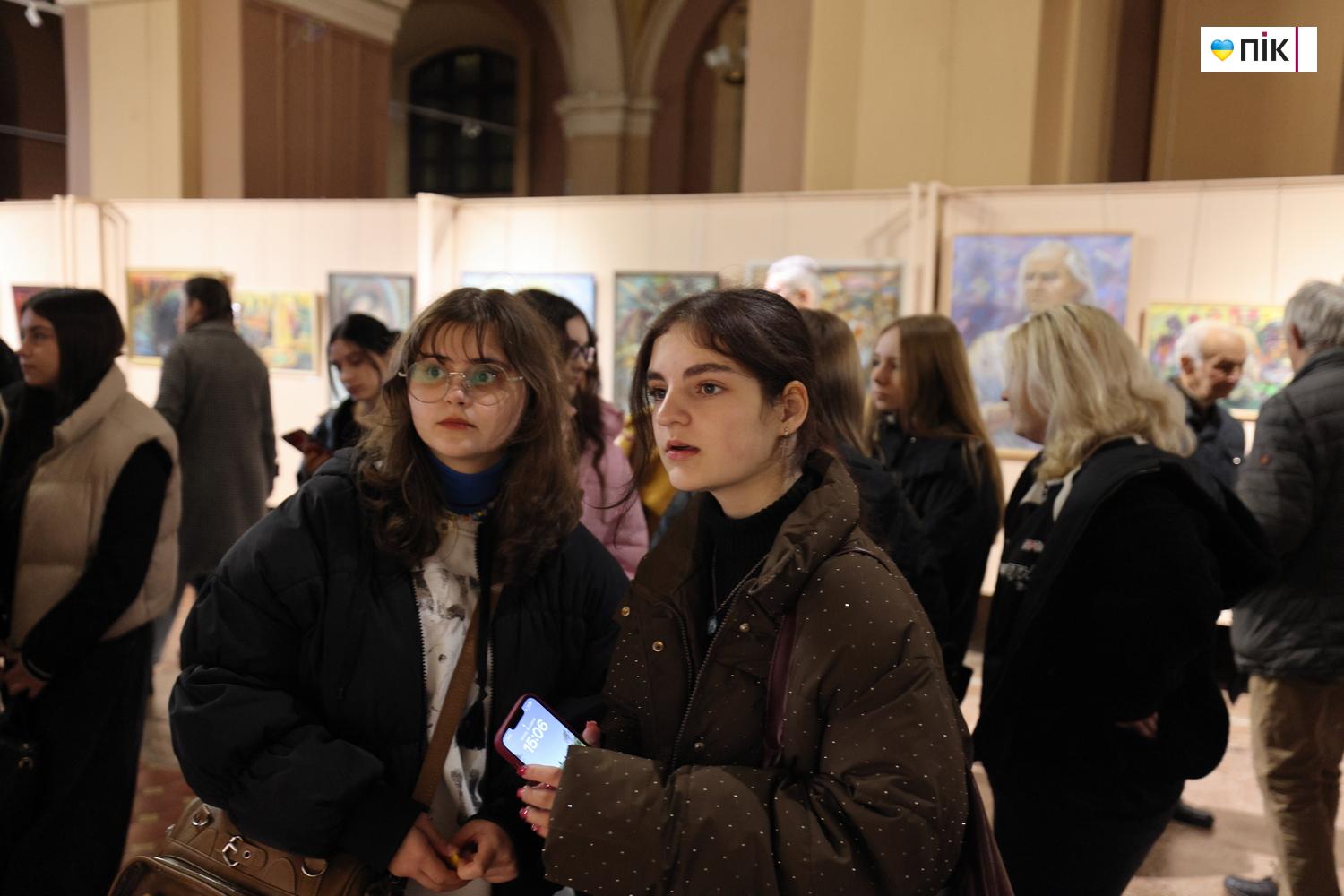 Люди Прикарпаття: на виставці "Від Тараса до Панаса" (ФОТО) 14 G71A2820 resize