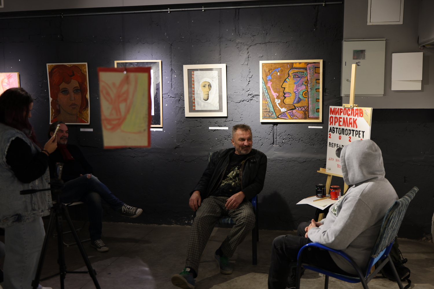 Люди Прикарпаття: на виставці "Портрет невідомо(ї)го" (ФОТО) 5 G71A7261 resize