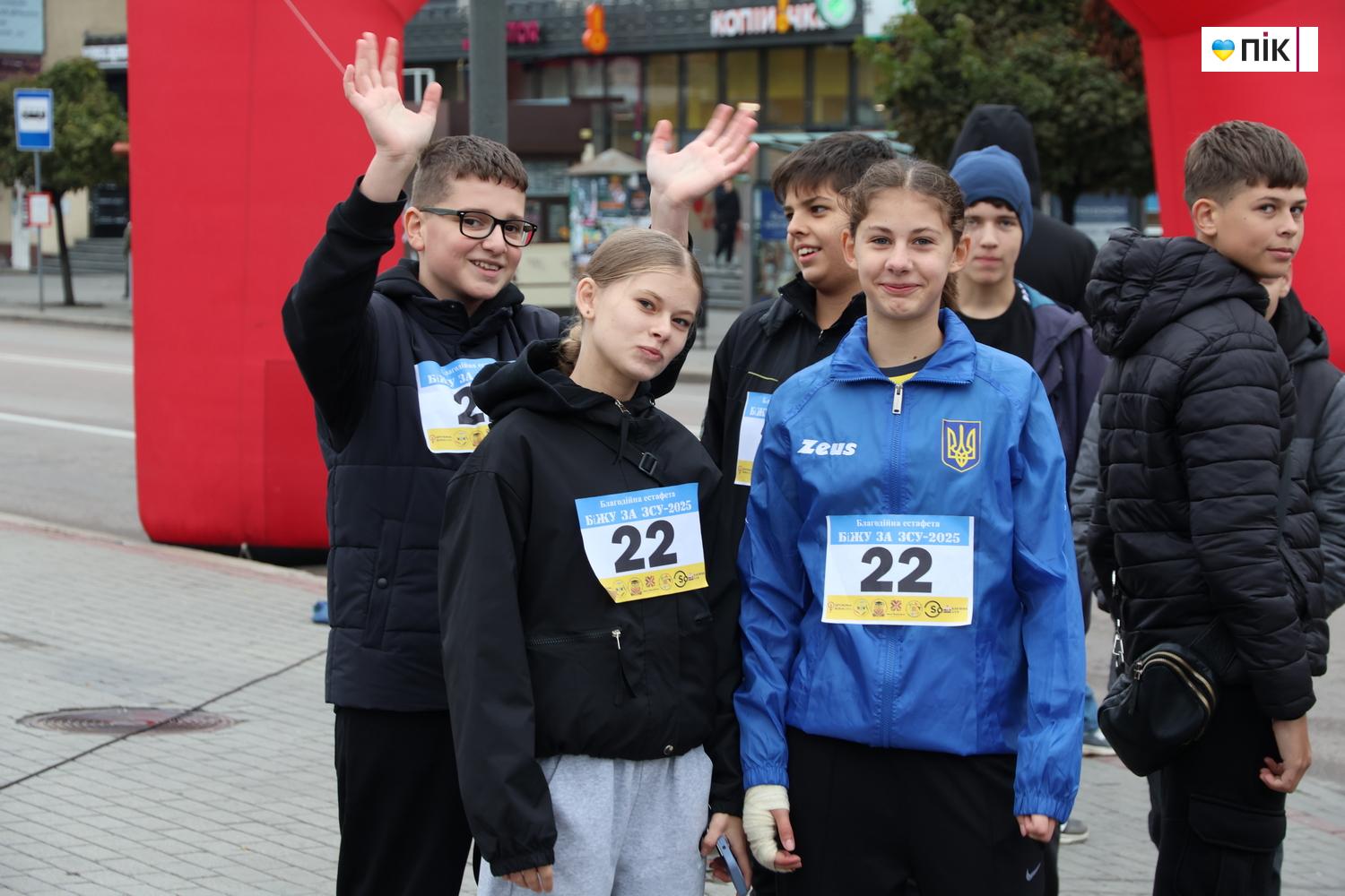 Люди Прикарпаття: на благодійній естафеті "Біжу за ЗСУ" (ФОТО) 20 IMG 0007 resize