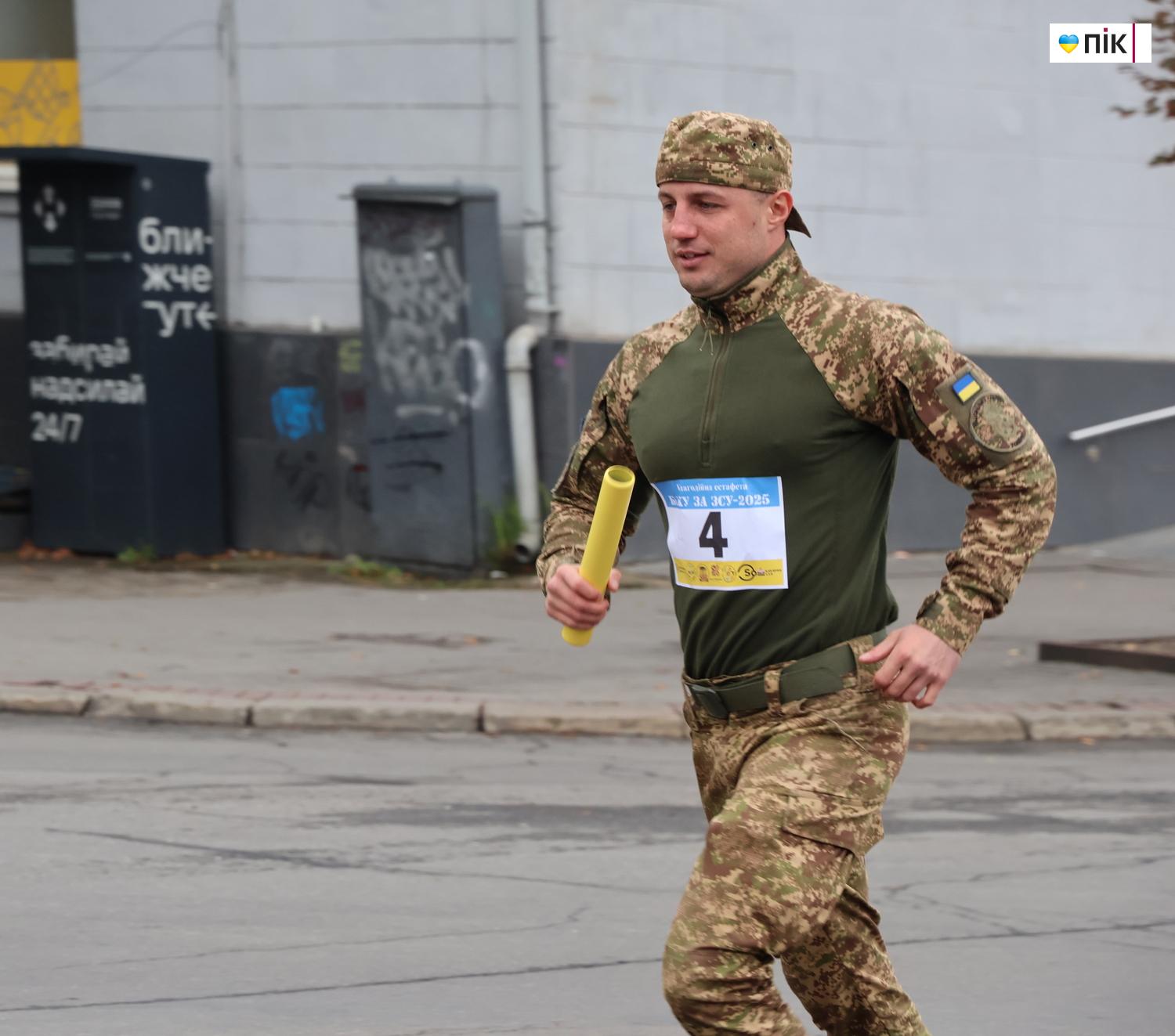 Люди Прикарпаття: на благодійній естафеті "Біжу за ЗСУ" (ФОТО) 4 IMG 0048 resize