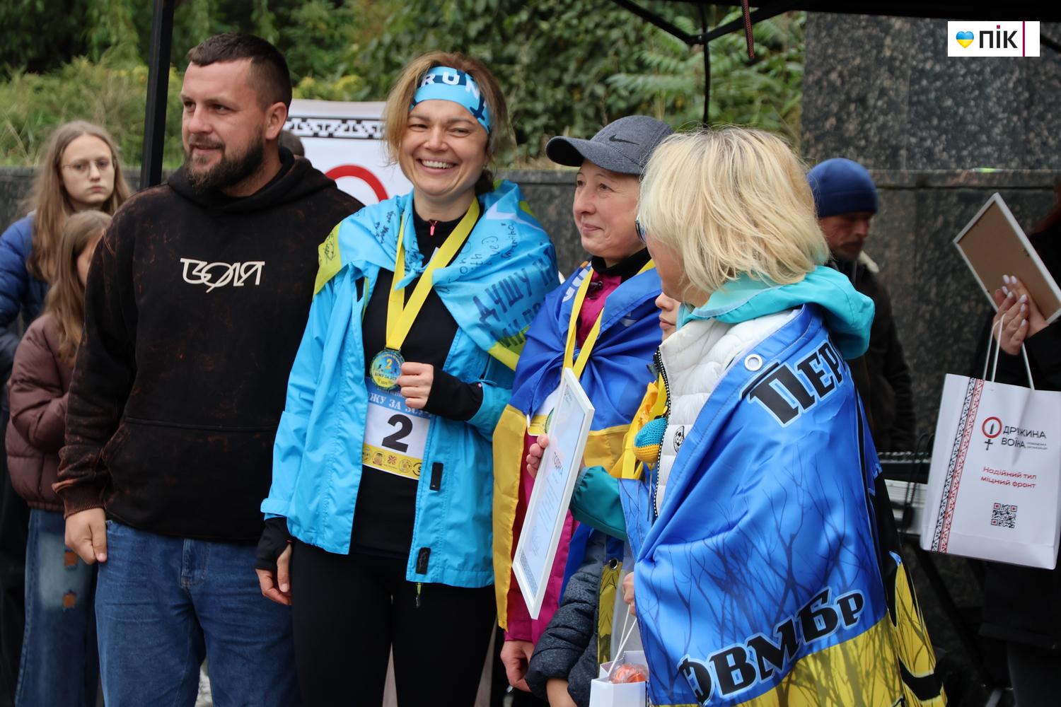 Люди Прикарпаття: на благодійній естафеті "Біжу за ЗСУ" (ФОТО) 14 IMG 0068 resize
