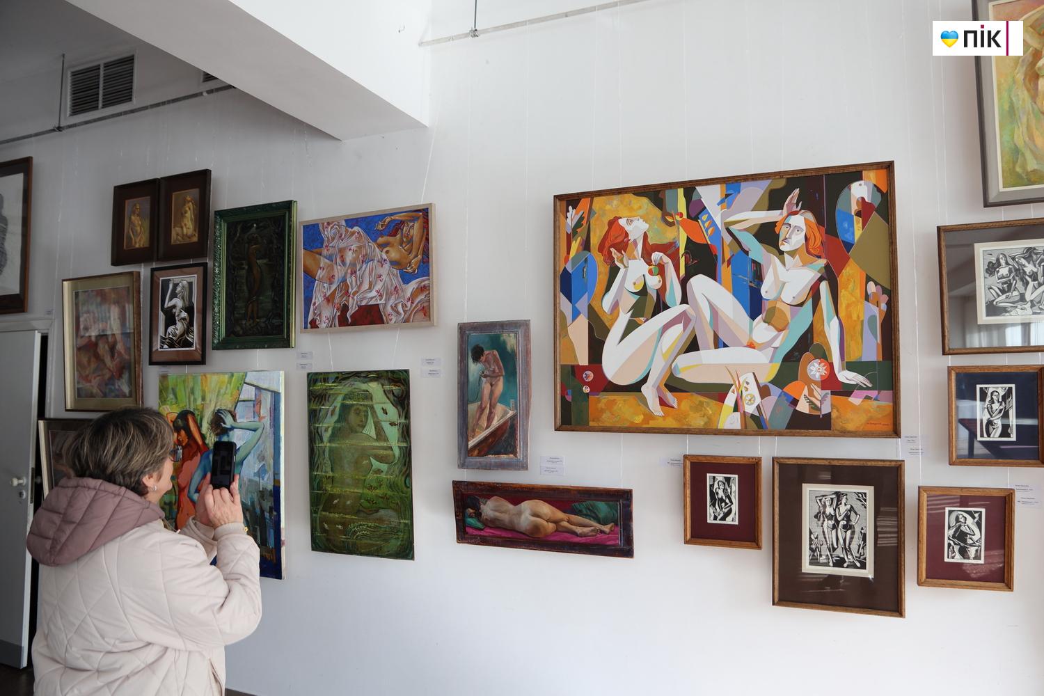 Мистецтво оголеної натури: у Франківську відкрилася виставка "НЮ" (ФОТО) 21 IMG 9852 resize