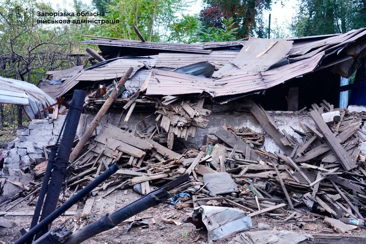Масована ворожа атака по Запоріжжю: загинув 7-річний хлопчик (ФОТО) 3 photo 2025 10 10 09 16 43