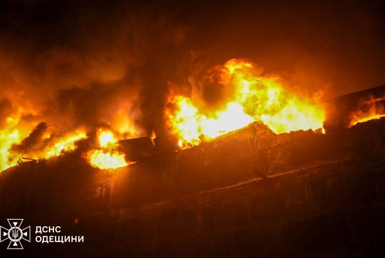 росіяни масовано атакували Одещину ударними безпілотниками (ФОТО) 9 photo 2025 10 13 07 58 39