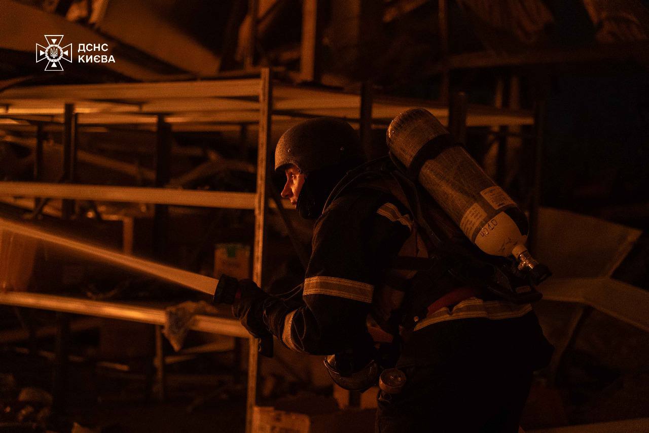 У Києві на світанку лунали вибухи: є постраждалі 3 photo 2025 10 25 08 29 08