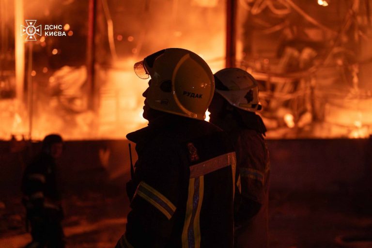 У Києві на світанку лунали вибухи: є постраждалі 11 У Києві на світанку лунали вибухи: є постраждалі