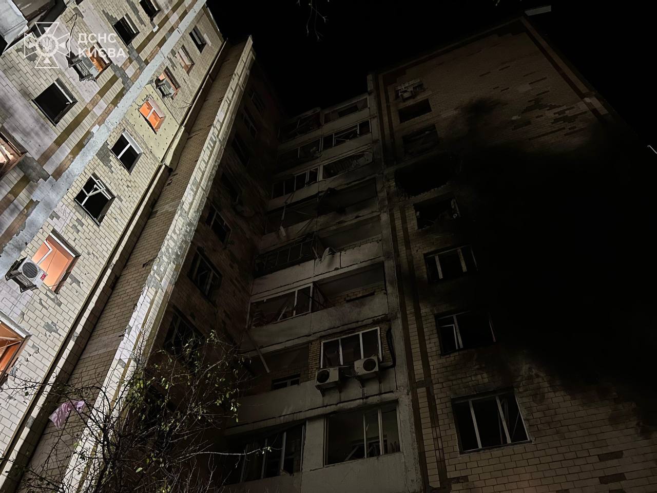 Нічна атака по Києву: загинули троє людей, ще 29 - постраждали (ФОТО) 4 photo 2025 10 26 07 42 04 2