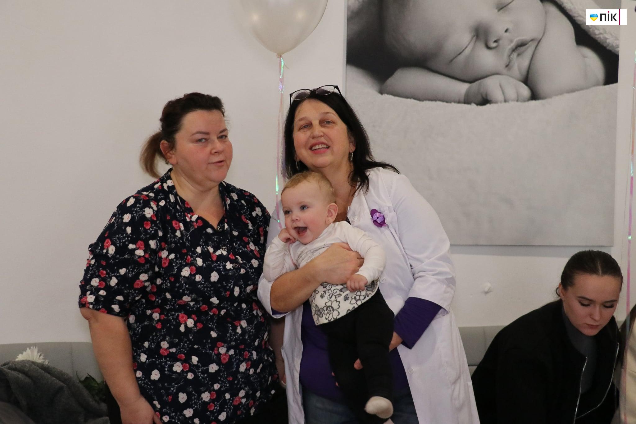 День "поспішайок" відзначили у Франківському обласному перинатальному центрі (ФОТОРЕПОРТАЖ) 27 229c1e64 4415 49ad b6e6 252b594f3b2c