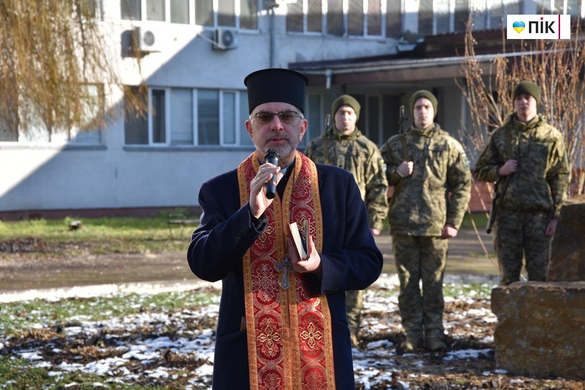 В ІФНТУНГ заклали основу меморіалу полеглим захисникам (ФОТО) 15 5269715712039653611