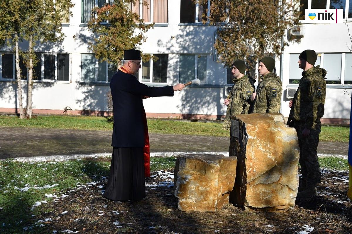 В ІФНТУНГ заклали основу меморіалу полеглим захисникам (ФОТО) 14 5269715712039653613