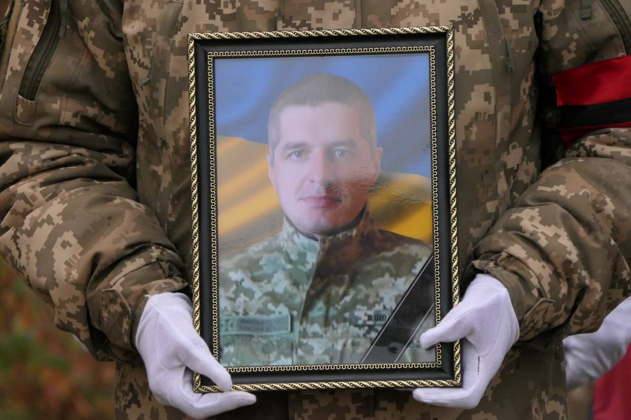 У Калуші попрощалися із бійцем Андрієм Царевичем (ФОТО) 1 575111869 1243600814468619 3872651221249651683 n