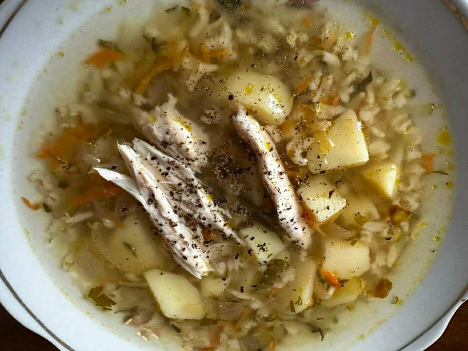 Перевірені рецепти на вихідні: секрети корисного і смачного бульйону (ФОТО) 3 575749192 1158844493097310 7518561425307429810 n