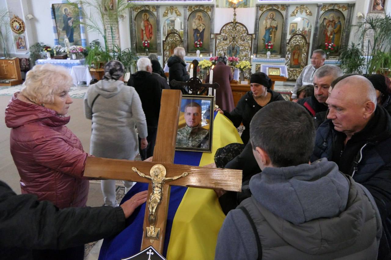 У Калуші попрощалися із бійцем Андрієм Царевичем (ФОТО) 5 577594126 1243600524468648 5641667090301575045 n