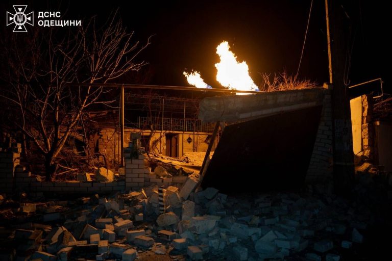 Росіяни вночі завдали удару безпілотниками по Одещині (ФОТО) 9 Росіяни вночі завдали удару безпілотниками по Одещині (ФОТО)
