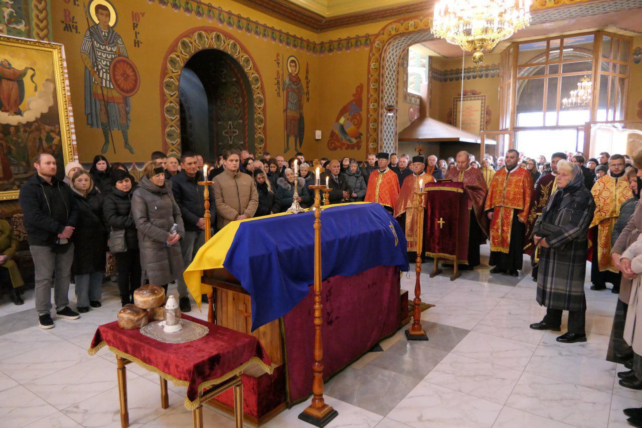 На Калущині попрощалися із 31-річним військовим Сергієм Дранутою (ФОТО) 5 580017471 872428698641965 4648255158908304953 n