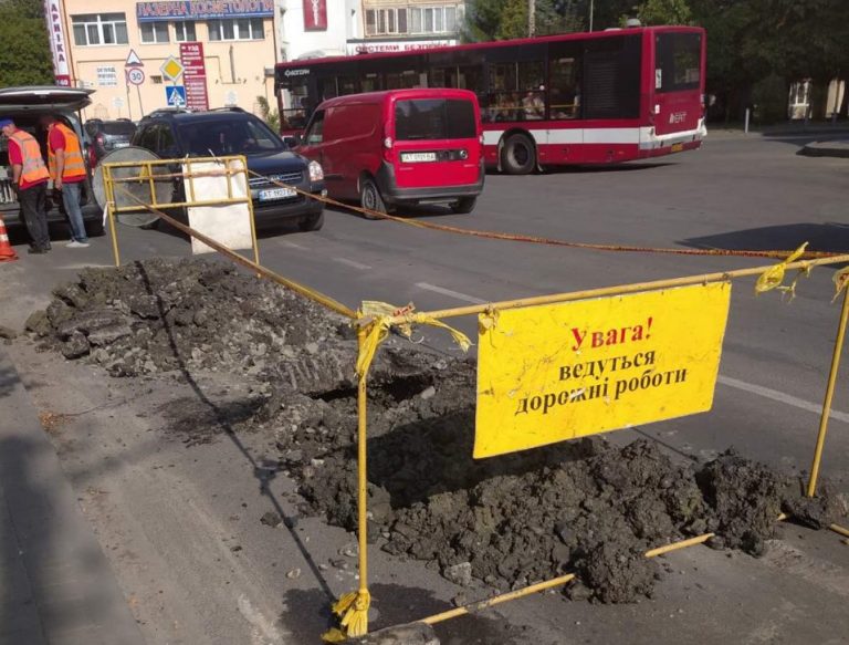 У Франківську можна проводити розкопки тільки з дозволом - Смушак 12 У Франківську можна проводити розкопки тільки з дозволом - Смушак