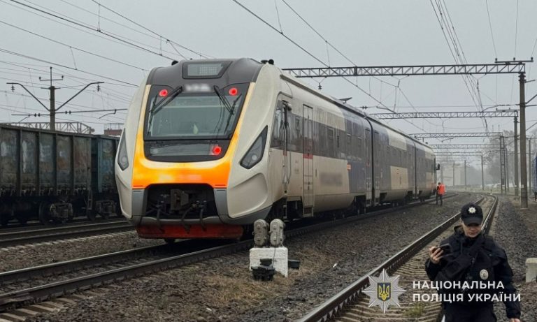 Потяг «Коломия-Рава-Руська» збив львів’янина 9 584961715 1270308378474264 5422031648047951428 n