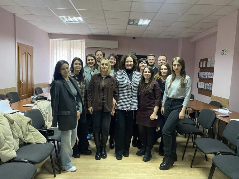 Новий набір і великі амбіції: у Франківську стартували безкоштовні курси "Успіх у бізнесі" (ФОТО) 1 586417190 25337857115850655 4787101812335857388 n