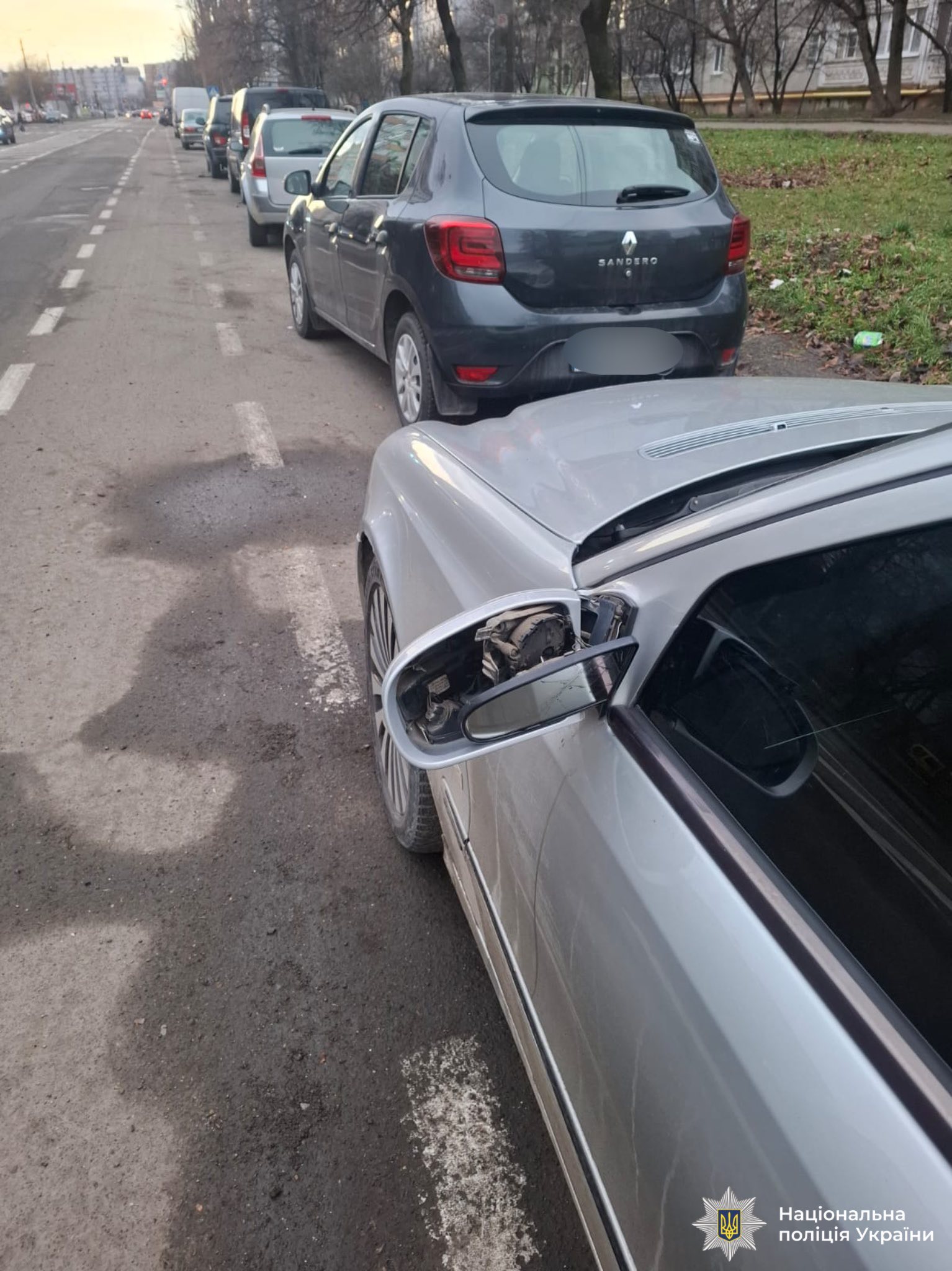 У Франківську автомобіль Renault наїхав на жінку (ФОТО) 1 588542673 853535110654053 9190825282971895426 n