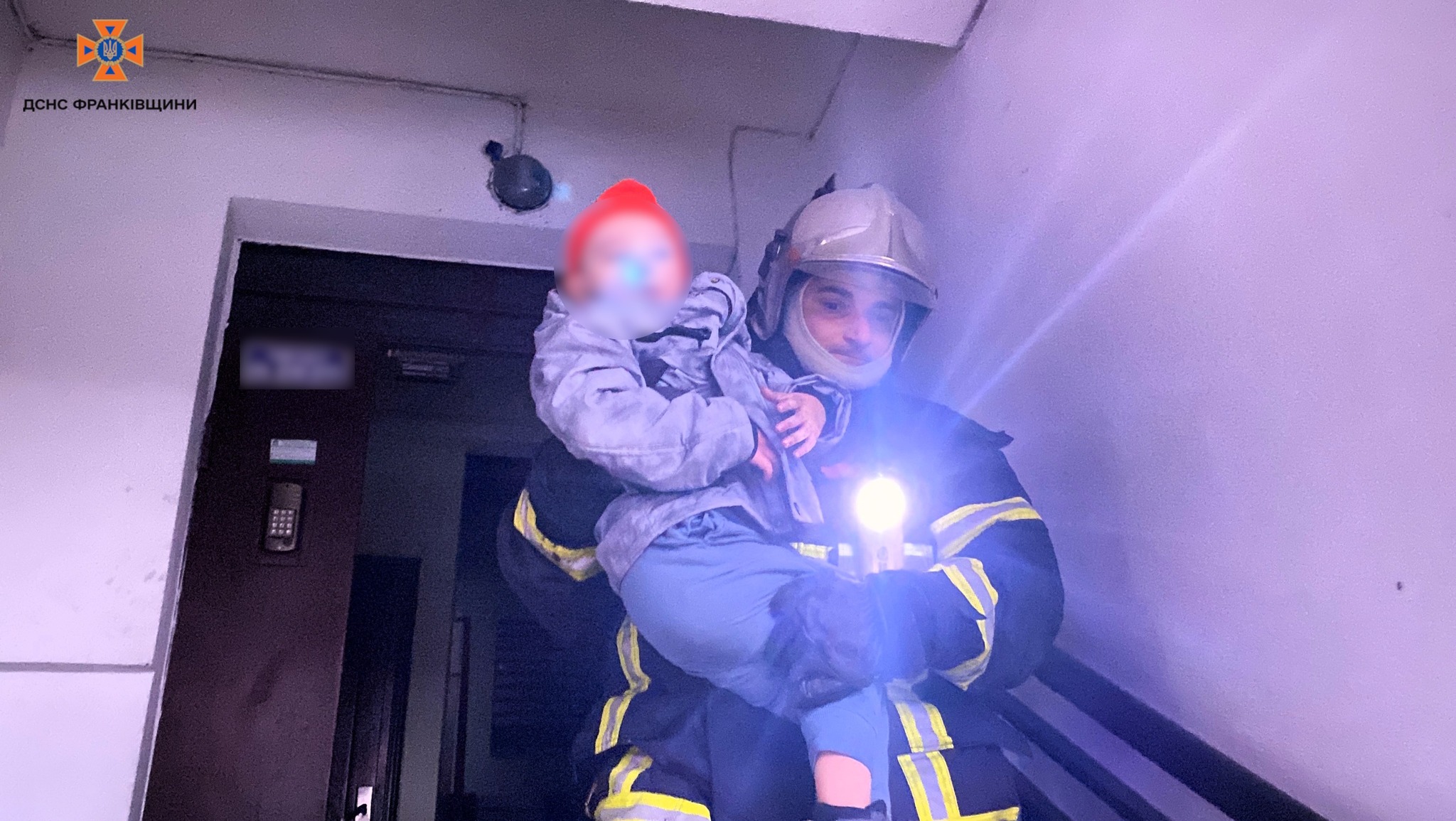 Евакуювали сім людей, одну дитину госпіталізували: подробиці пожежі у Франківську (ФОТО, ВІДЕО) 2 588769949 1149743833981645 4215455381052402331 n