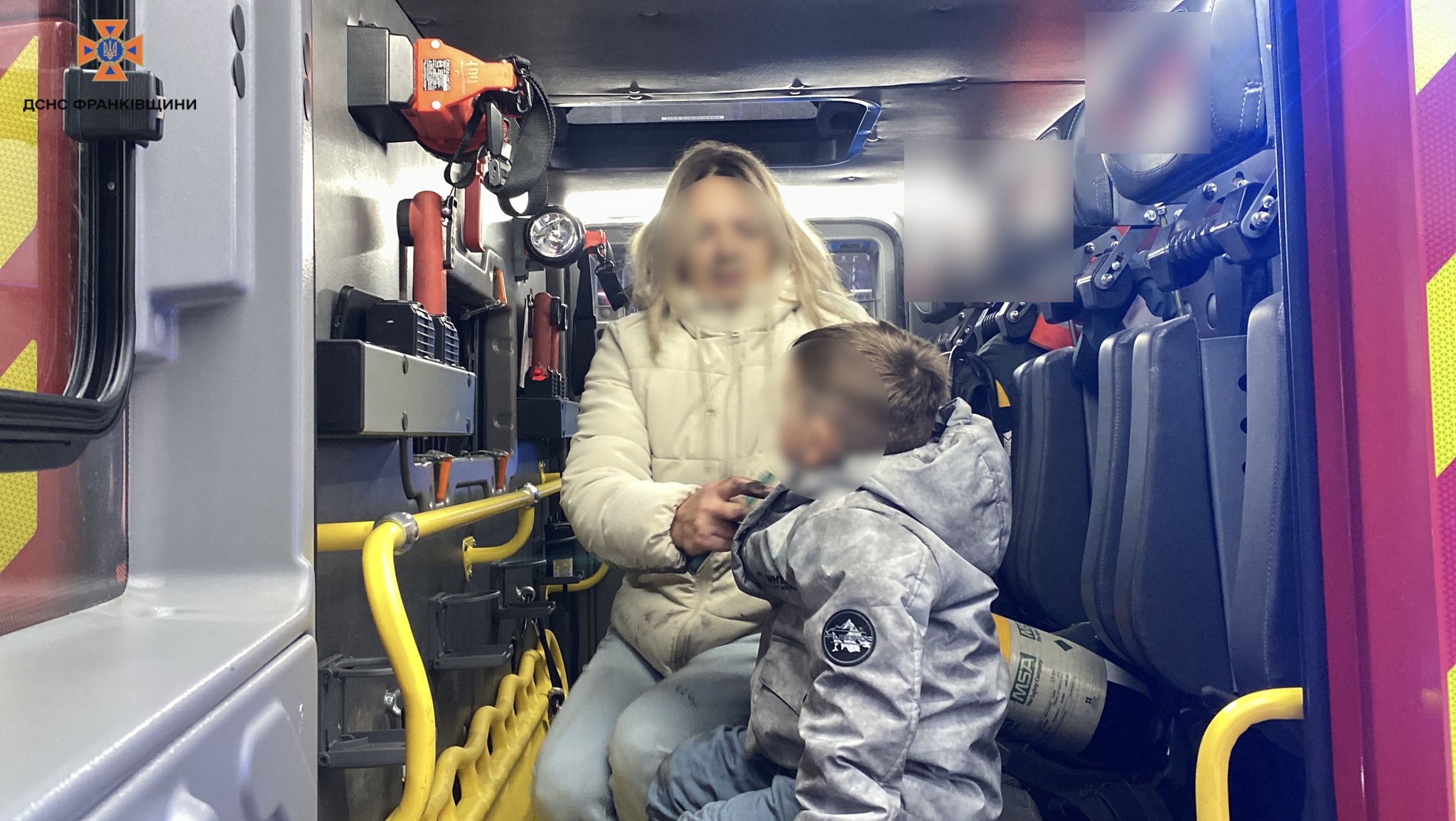 Евакуювали сім людей, одну дитину госпіталізували: подробиці пожежі у Франківську (ФОТО, ВІДЕО) 5 591230296 1149741310648564 1676921320928777926 n