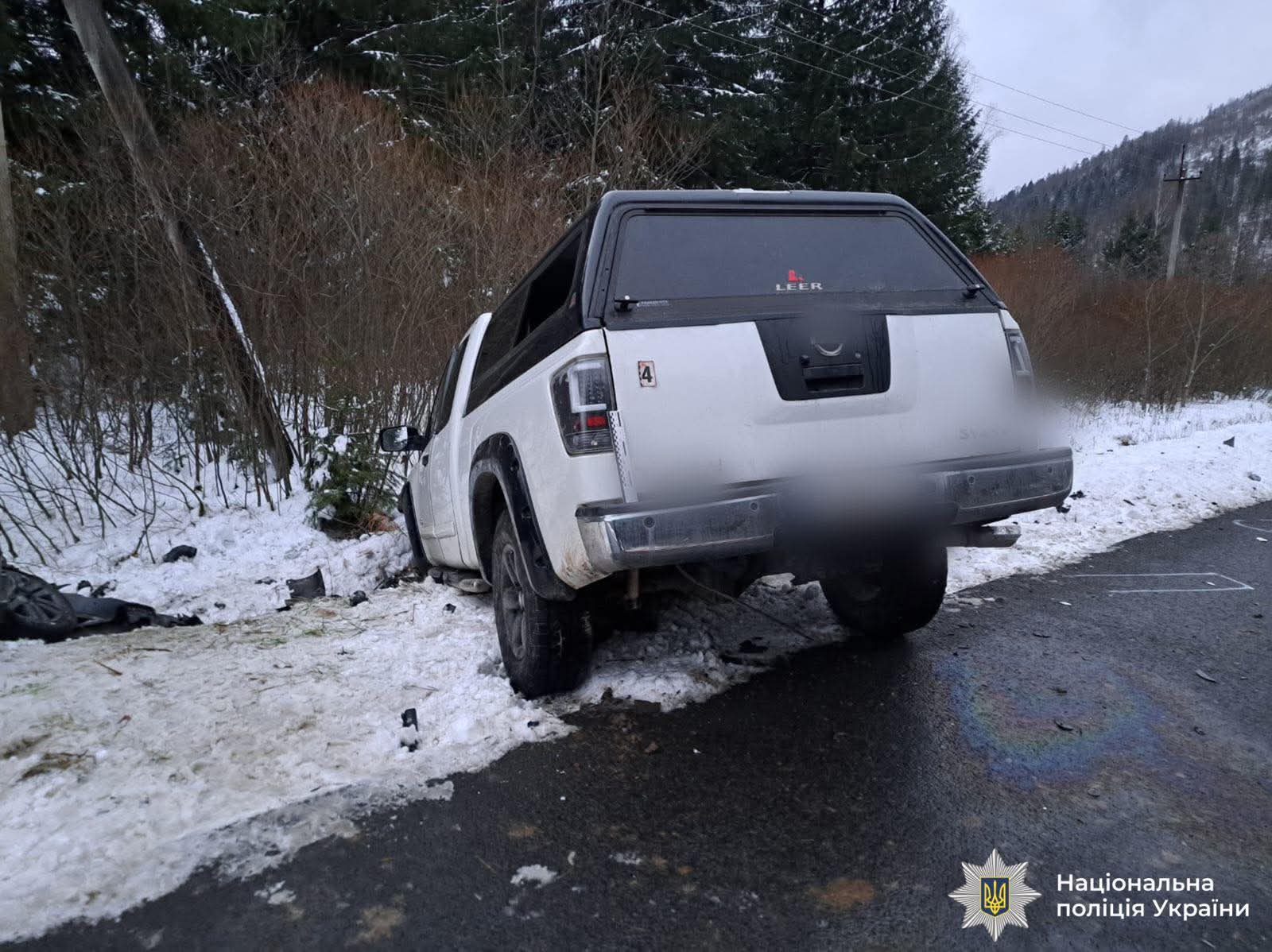 У Вигодській громаді ДТП: два автомобілі зʼїхали в кювет (ФОТО) 4 FB IMG 1763981687613