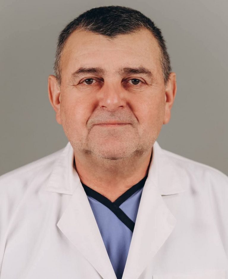 Відійшов у засвіти лікар Івано-Франківської обласної клінічної лікарні (ФОТО) 5 FB IMG 1764510196734