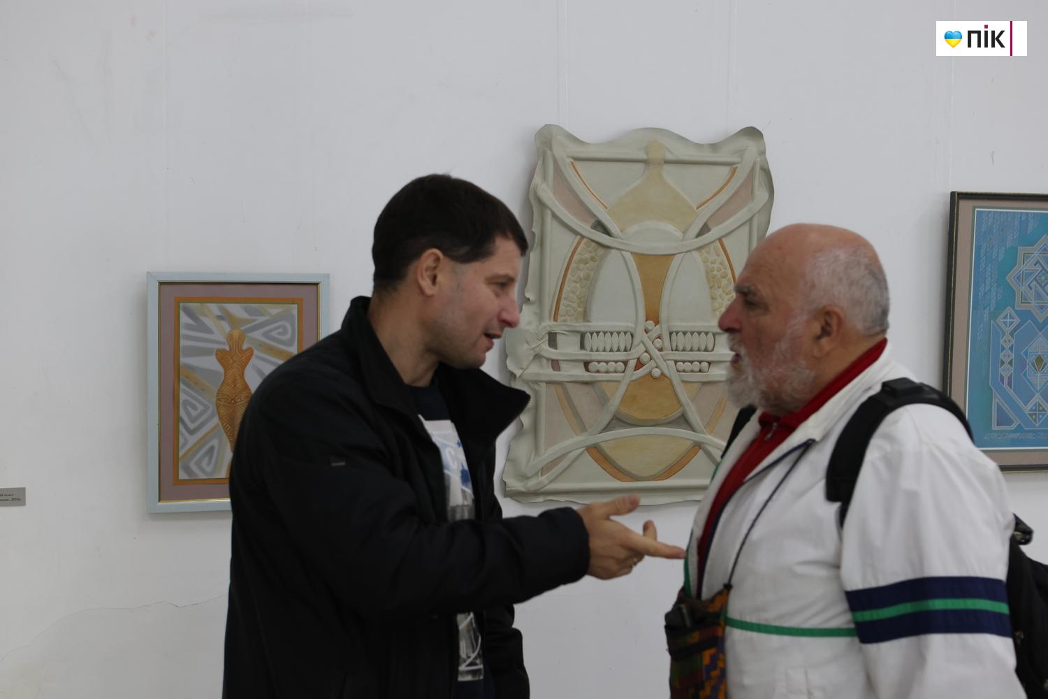 "Обереги землі нашої": у Франківську відкрили ретроспективну виставку Ольги Шулепи (ФОТО) 23 G71A0716 resize